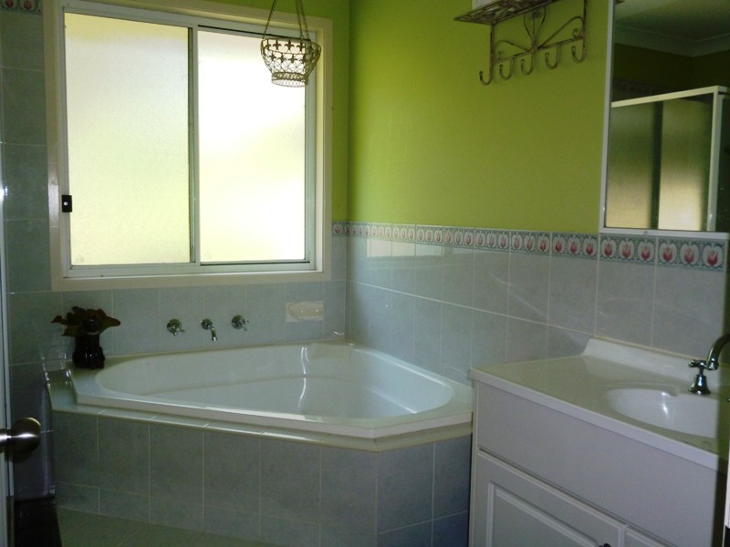 7 Regal Place, Seaham NSW 2324