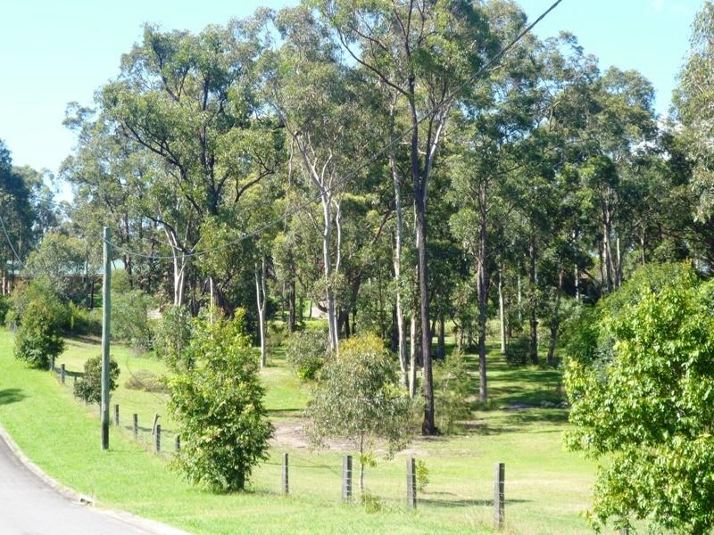 7 Regal Place, Seaham NSW 2324