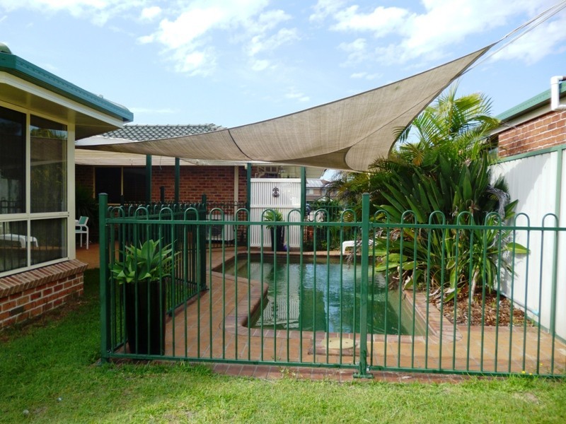 28 Cederwood Crescent, Raymond Terrace NSW 2324