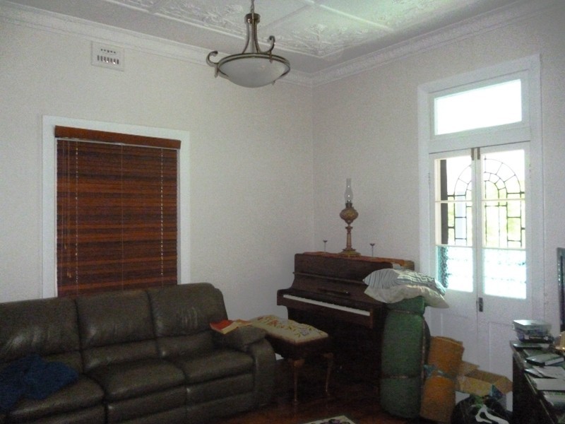 10 Porter Avenue, East Maitland NSW 2323