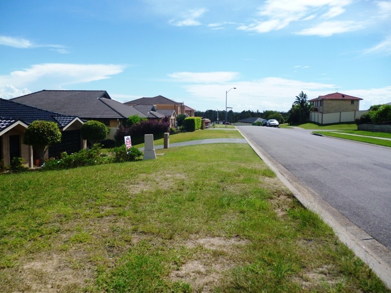 98 Dalyell Way, Raymond Terrace NSW 2324