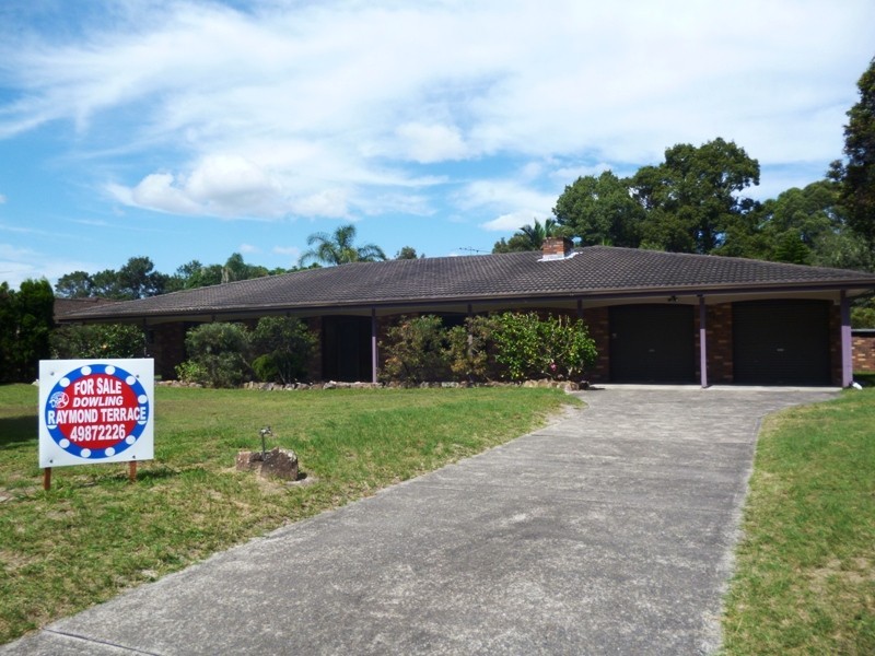12 Elizabeth Avenue, Raymond Terrace NSW 2324