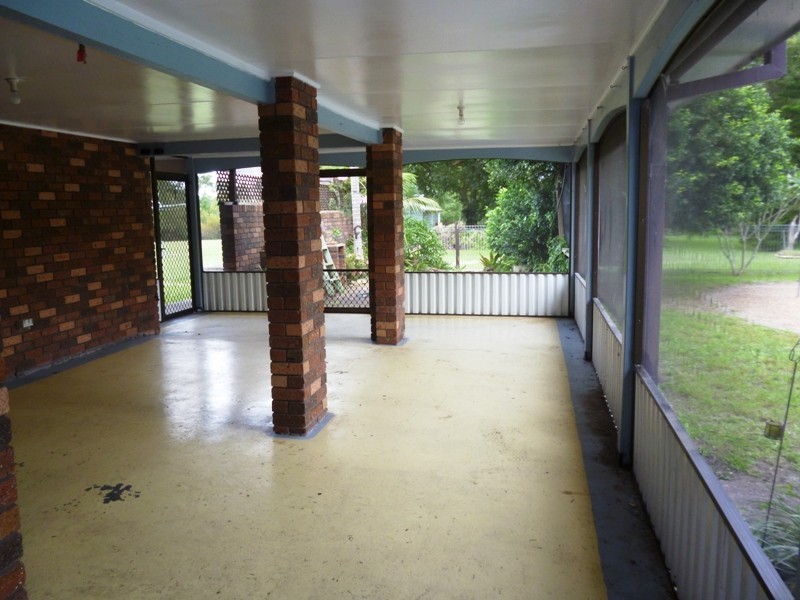 12 Elizabeth Avenue, Raymond Terrace NSW 2324