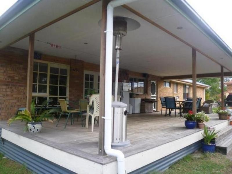 4 WARREN STREET, Seaham NSW 2324