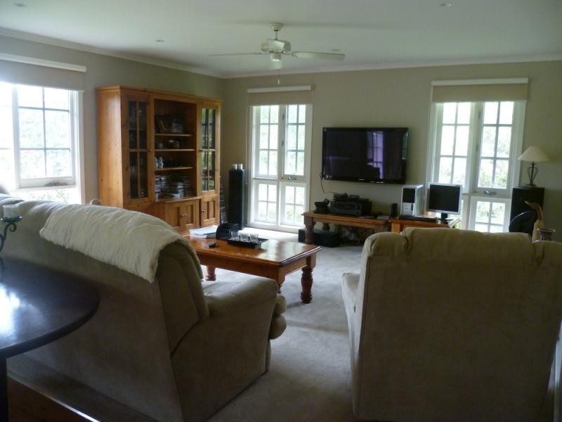 4 WARREN STREET, Seaham NSW 2324