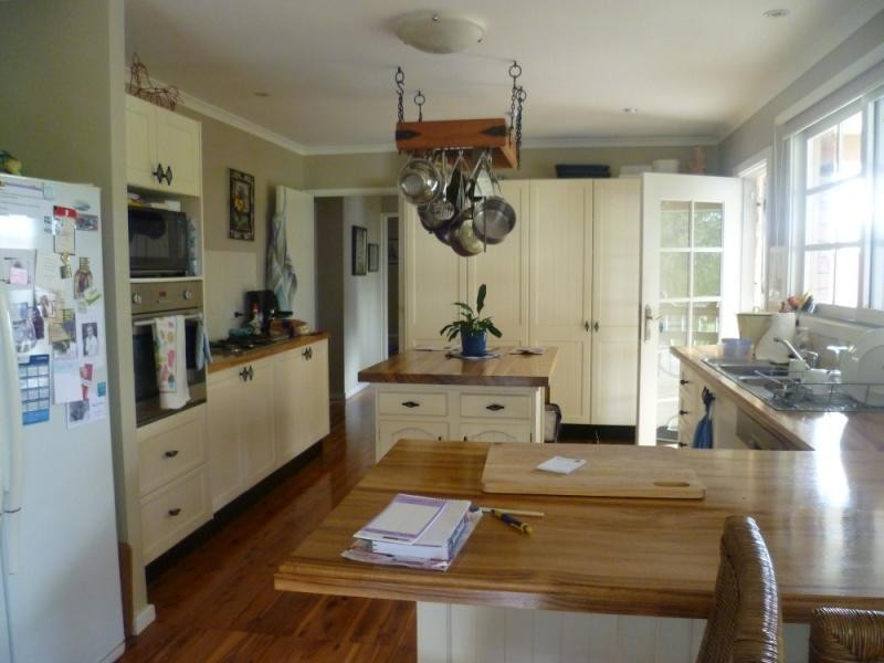 4 WARREN STREET, Seaham NSW 2324