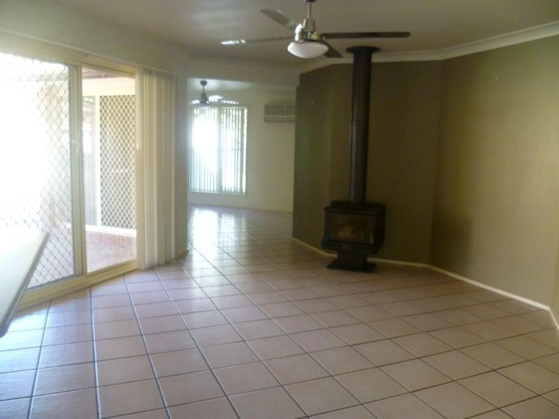 32 HOLWELL CIRCUIT, Raymond Terrace NSW 2324