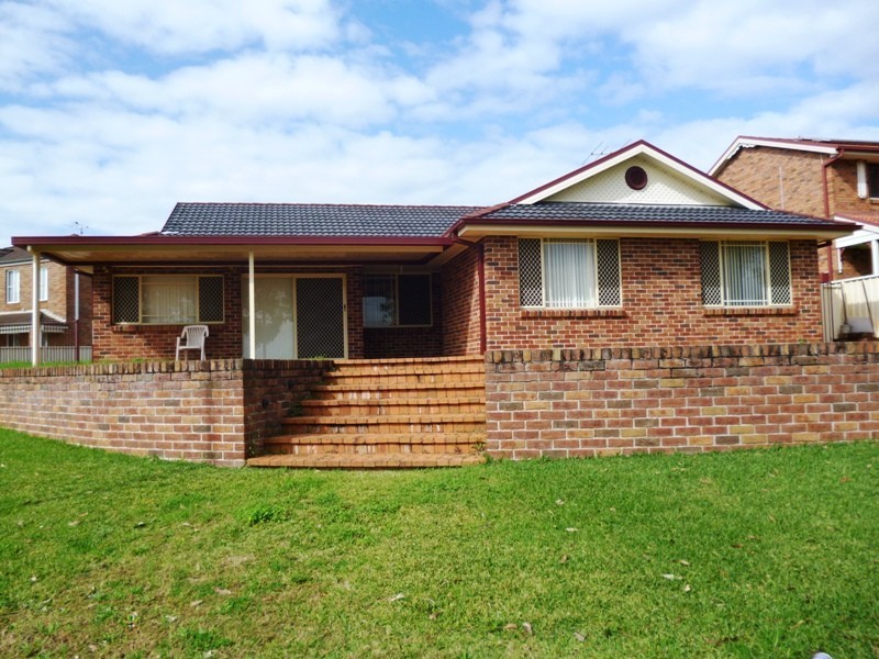 33 Dalyell Way, Raymond Terrace NSW 2324