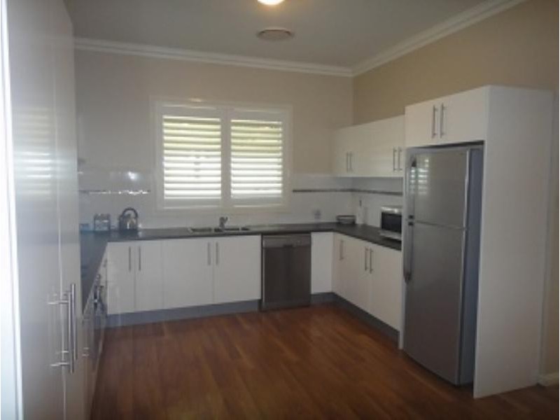 42 VICTORIA STREET, East Maitland NSW 2323