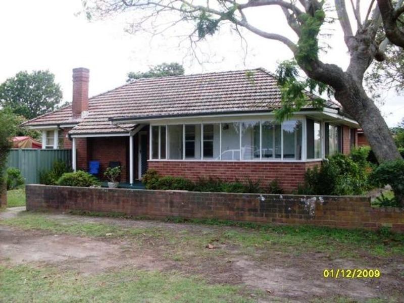 1 KINROSS STREET, Raymond Terrace NSW 2324