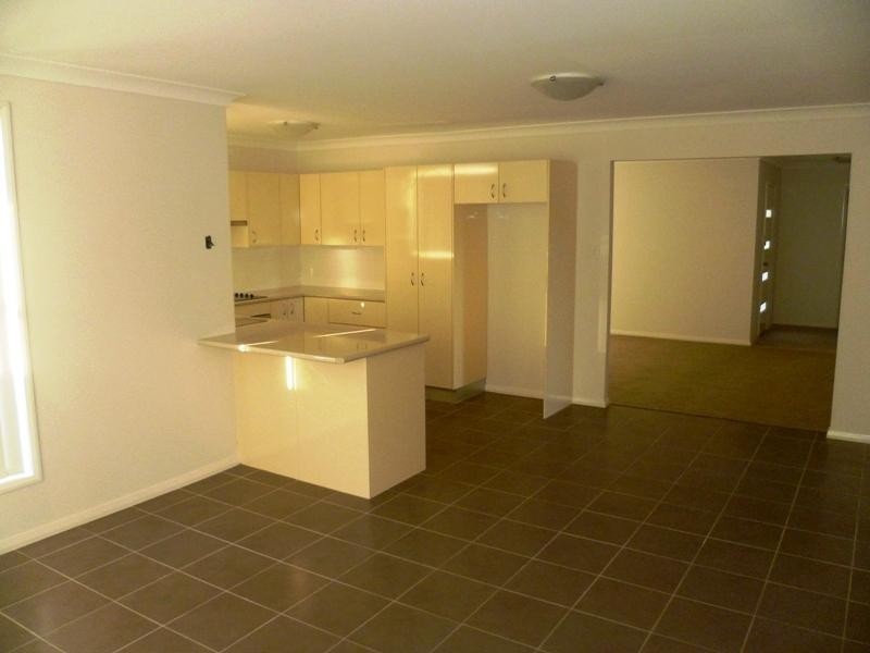 13 OSBORN CLOSE, Raymond Terrace NSW 2324