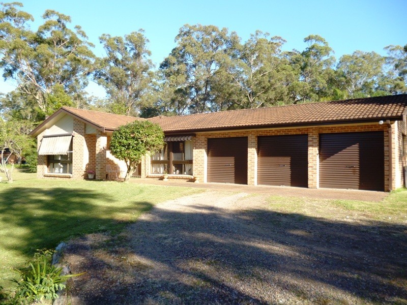 8 Leumeah Close, Brandy Hill NSW 2324