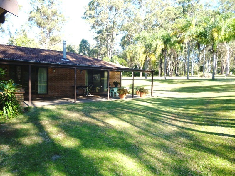 8 Leumeah Close, Brandy Hill NSW 2324