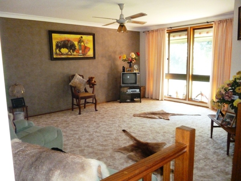 8 Leumeah Close, Brandy Hill NSW 2324