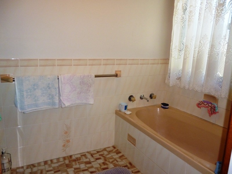 8 Leumeah Close, Brandy Hill NSW 2324