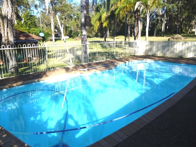 8 Leumeah Close, Brandy Hill NSW 2324