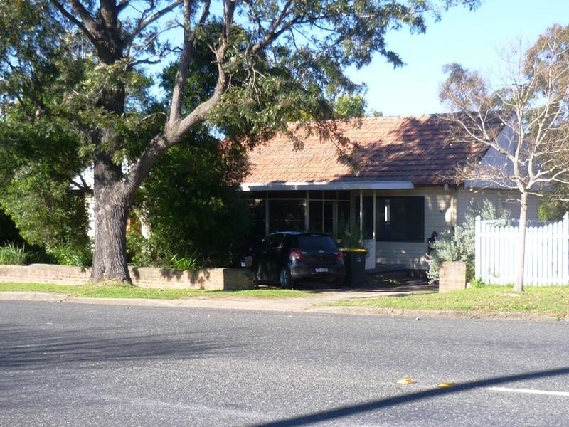 41 RAYMOND TERRACE ROAD, East Maitland NSW 2323