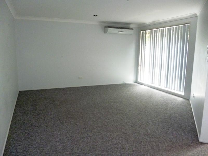 6 BARRINGTON PLACE, Raymond Terrace NSW 2324