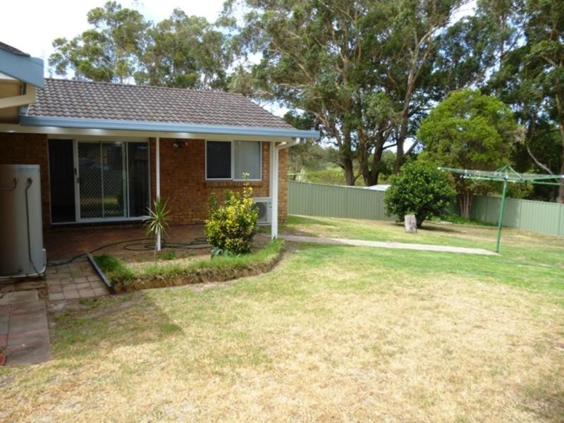 6 BARRINGTON PLACE, Raymond Terrace NSW 2324