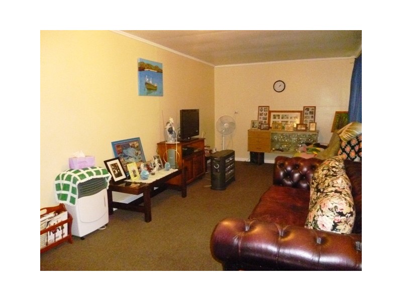 2 Warringhi Street, Raymond Terrace NSW 2324