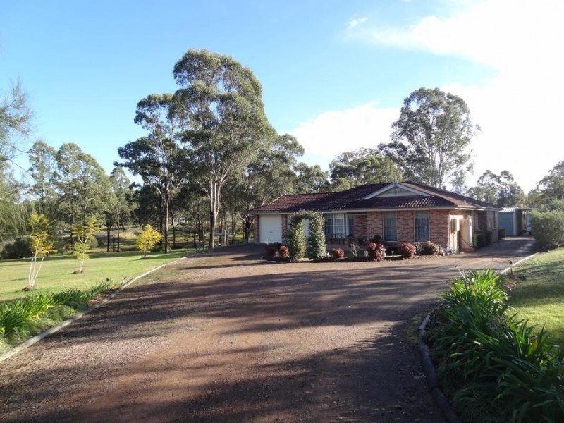 9 Erringhi Street, Clarence Town NSW 2321