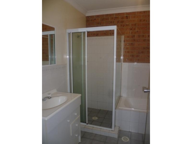 1/87 BENJAMIN LEE DRIVE, Raymond Terrace NSW 2324