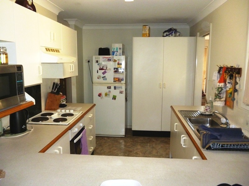 8 Holt Place, Raymond Terrace NSW 2324