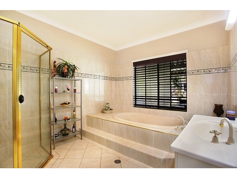 8 Joliffe Close, Brandy Hill NSW 2324