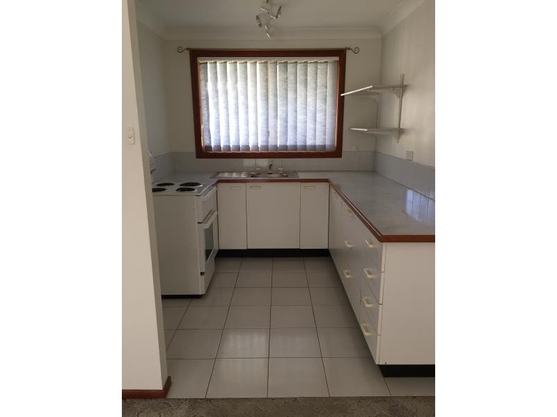 2/13 BENNETT PLACE, Raymond Terrace NSW 2324