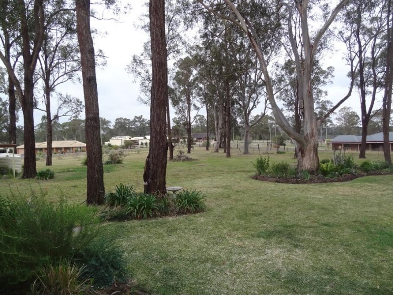 1 Mountain View Close, Seaham NSW 2324