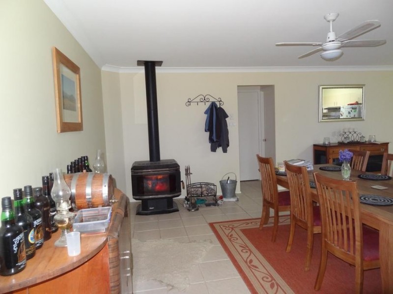 1 Mountain View Close, Seaham NSW 2324