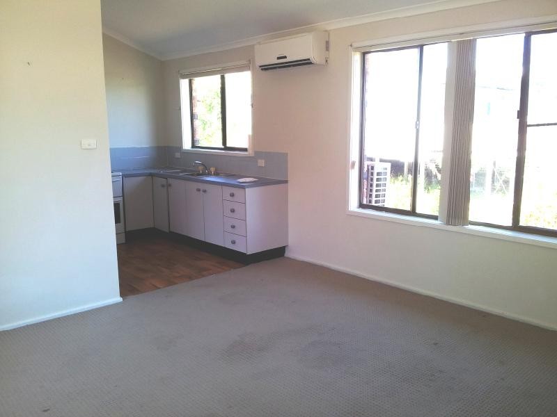 2/83 RIFLE STREET, Clarence Town NSW 2321