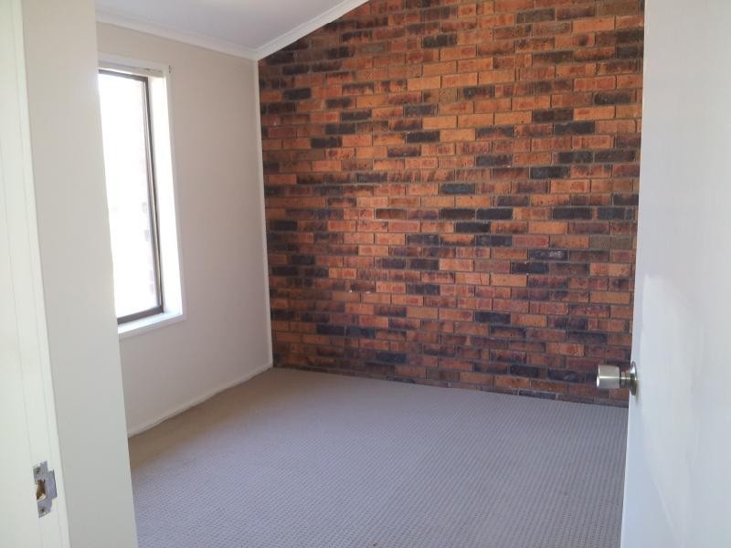 2/83 RIFLE STREET, Clarence Town NSW 2321