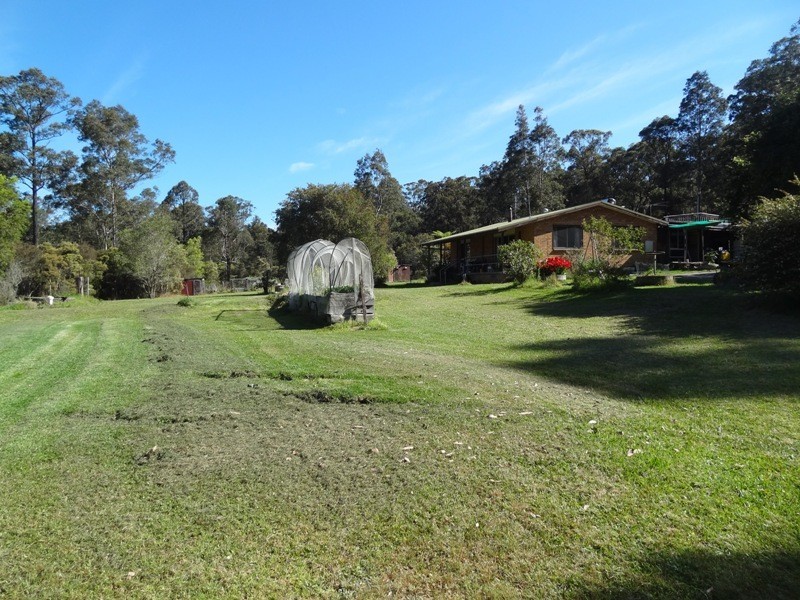 51 Forest Glen Road, Limeburners Creek NSW 2324