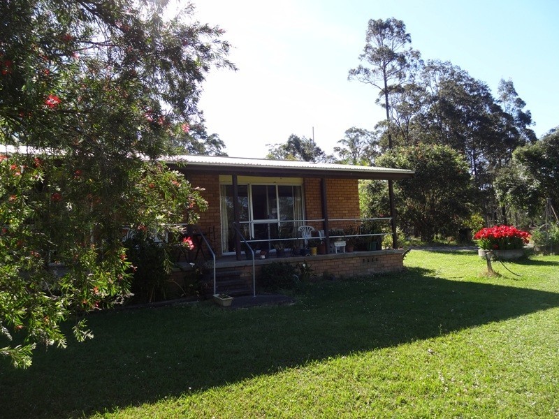 51 Forest Glen Road, Limeburners Creek NSW 2324
