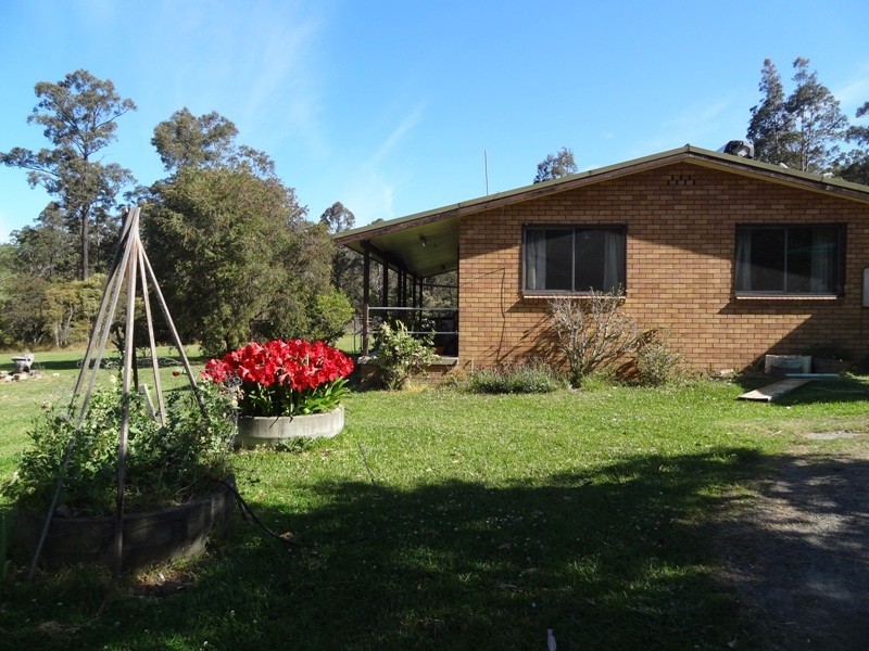 51 Forest Glen Road, Limeburners Creek NSW 2324