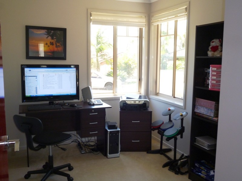 12 Woodlands Place, Raymond Terrace NSW 2324