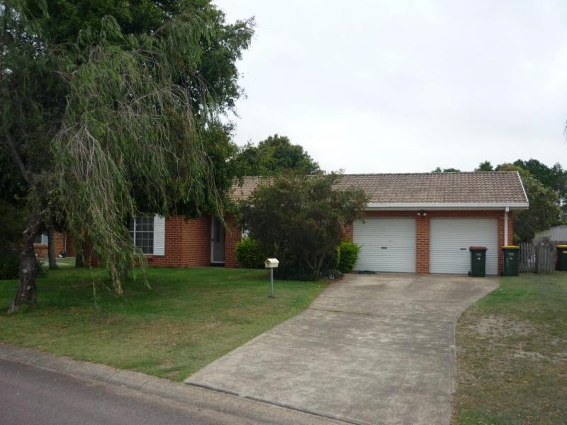 45 CEDERWOOD CRESENT, Raymond Terrace NSW 2324