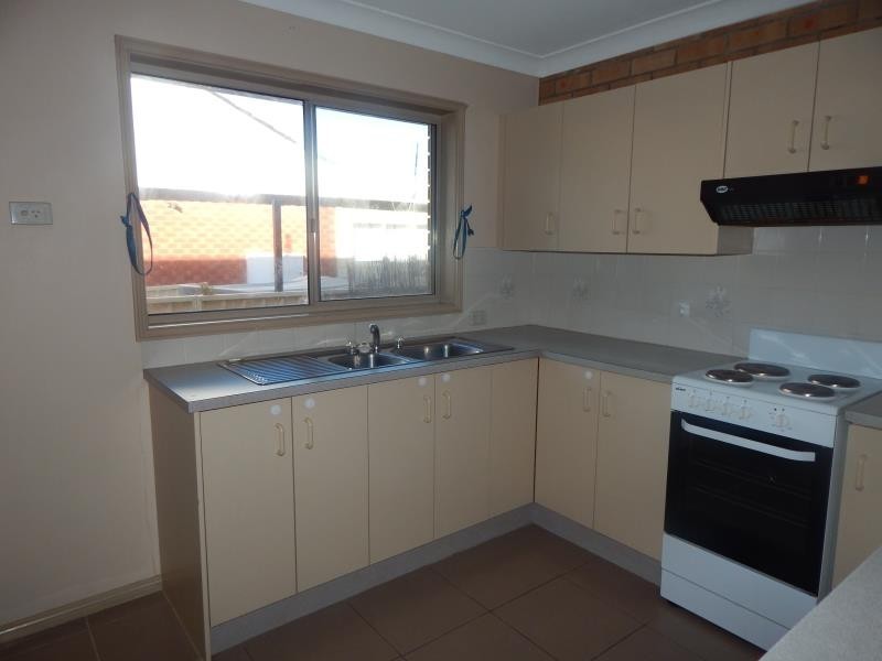 2/51 MOUNT HALL ROAD, Raymond Terrace NSW 2324