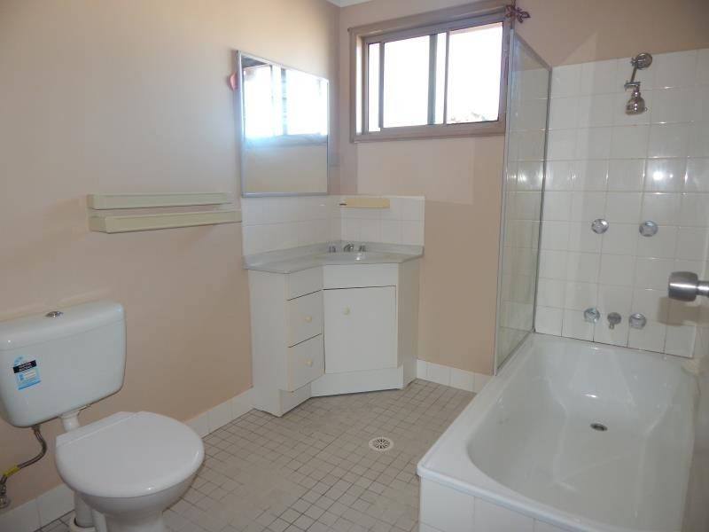 2/51 MOUNT HALL ROAD, Raymond Terrace NSW 2324