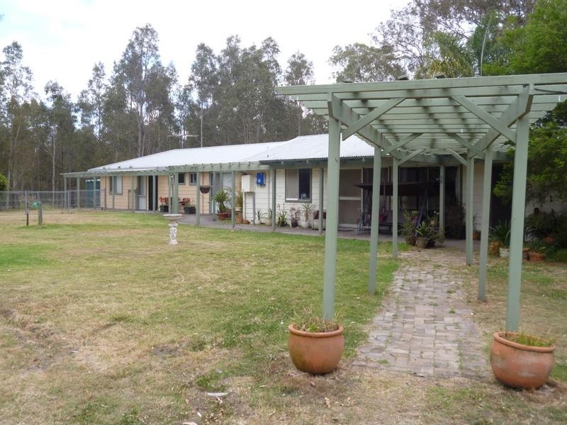 1 Alexander Drive, Seaham NSW 2324