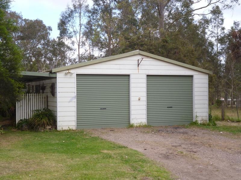 1 Alexander Drive, Seaham NSW 2324