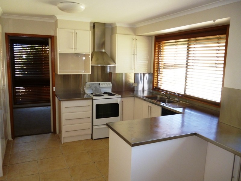 3 Curtin Close, Raymond Terrace NSW 2324