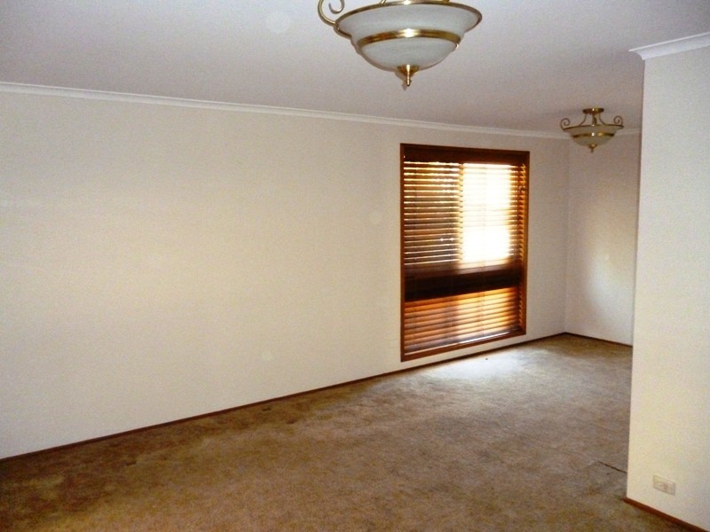 3 Curtin Close, Raymond Terrace NSW 2324