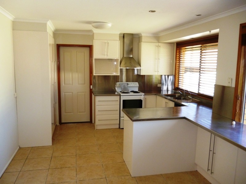 3 Curtin Close, Raymond Terrace NSW 2324