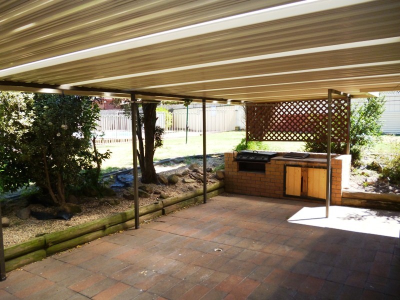 3 Curtin Close, Raymond Terrace NSW 2324