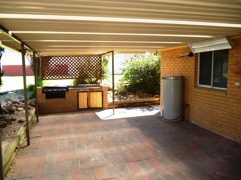 3 Curtin Close, Raymond Terrace NSW 2324