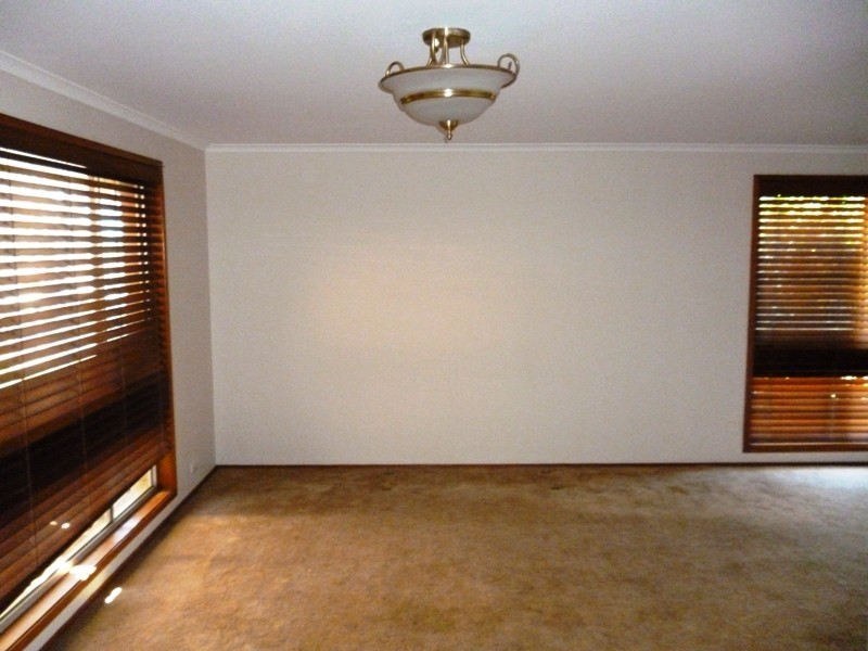 3 Curtin Close, Raymond Terrace NSW 2324
