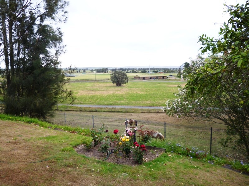 3 Alton Close, Raymond Terrace NSW 2324