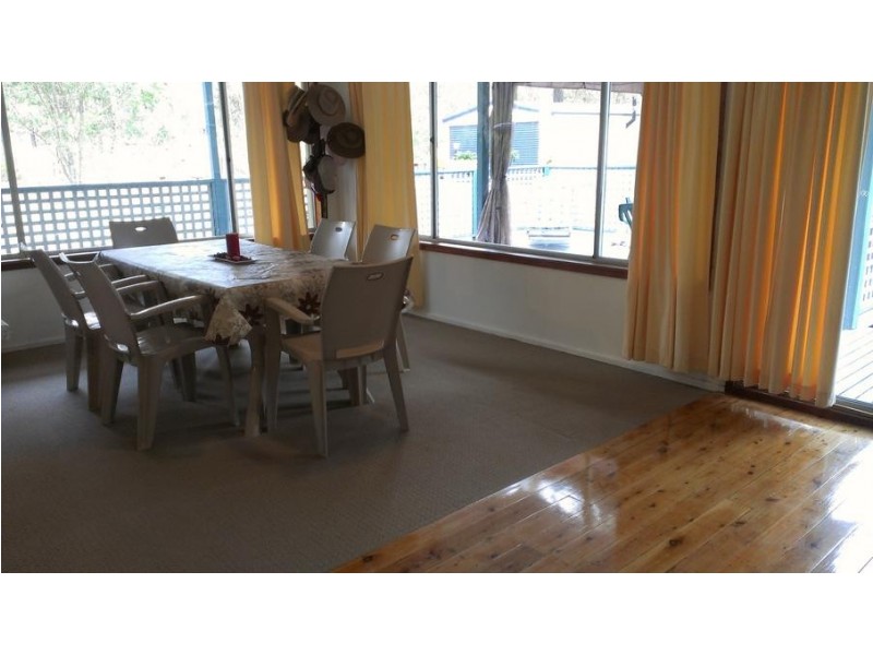 998 Limeburners Creek Road, Clarence Town NSW 2321